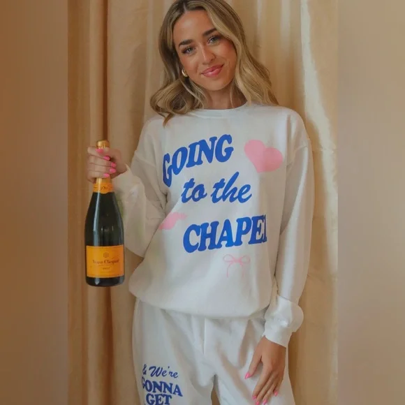 *RESTOCKED* Going To The Chapel White Sweatshirt - Picture 7 of 8